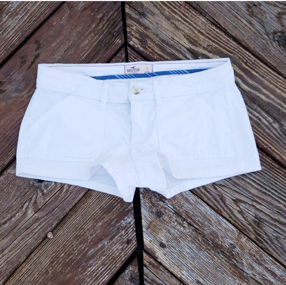 White Hollister Shorts - Picture 1 of 4